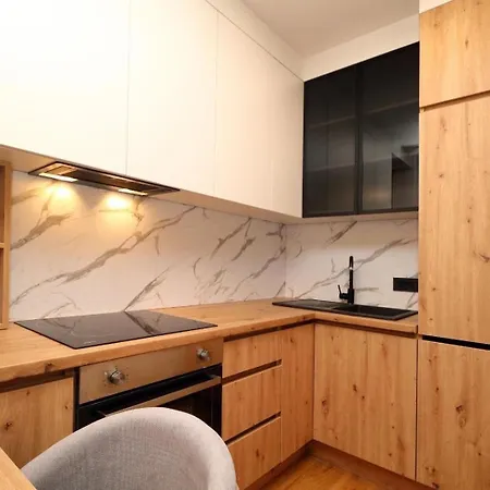 Snowly Apartment-bjelasnica Апартаменты Белашница